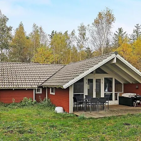 4 Person Holiday In Prázdninový dům Martofte