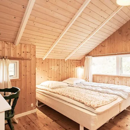4 Person Holiday In * Martofte