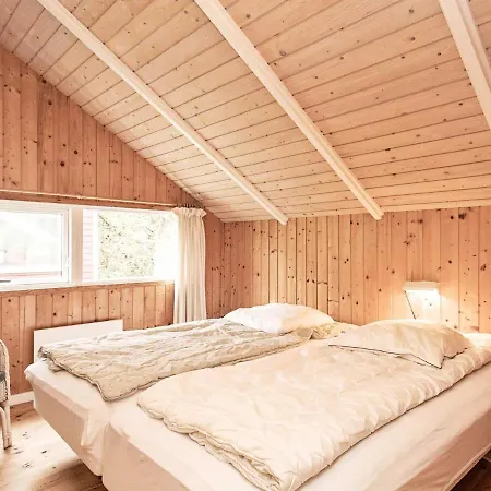 4 Person Holiday In Martofte